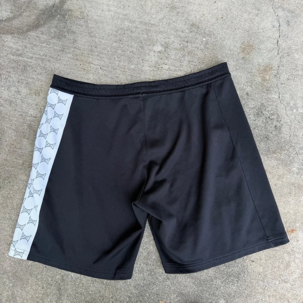 Tapout Mesh Basketball Shorts Mens XL Black White Side Stripe MMA Gym Training